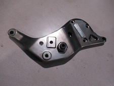 Platine repose-pied avant