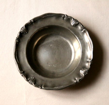 Plat Etain FINSTAIN POTSTAINIERS HUTOIS Diamètre 22 cm avec Poinçon