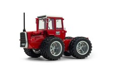 UNIVERSAL HOBBIES - Tracteur