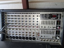 Behringer Europower PMX2000