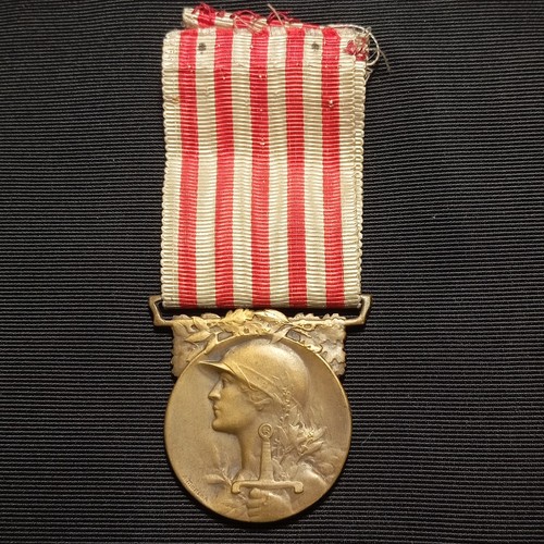 Médaille - d9/04/26,