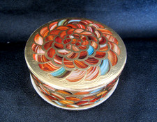 Ancien poudrier boite à