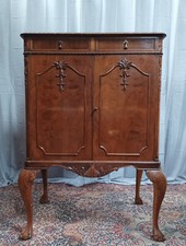 Meuble bar Chippendale en