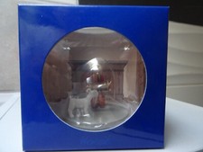SCENE BOX, TINTIN HOLDING THE UNICORN FIGURINE MOULINSART