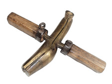 BEAU MOULE A CUILLERE BRONZE