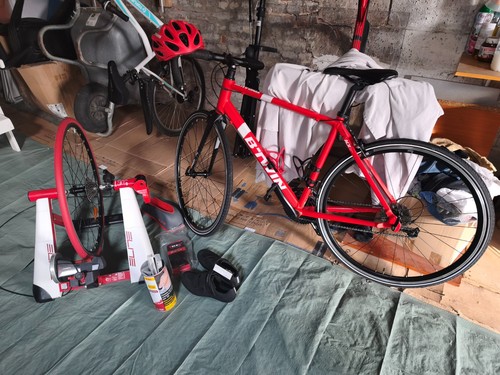 Velo route avec home - route,
