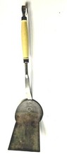 OLD SPATULA SHELF POTTER BARBECUE PLANCHA GRILL VINTAGE