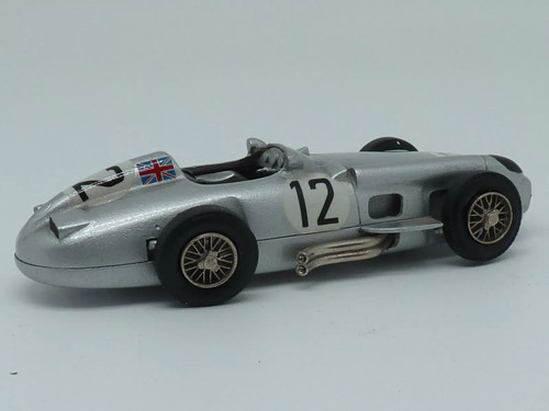 Voiture course une roue - une,