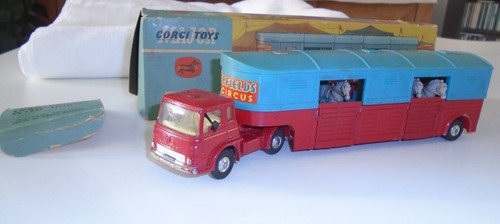 Corgi major toys chipperfield - major,