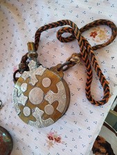 UNE GOURDE EN METAL style oriental pour collectionneur