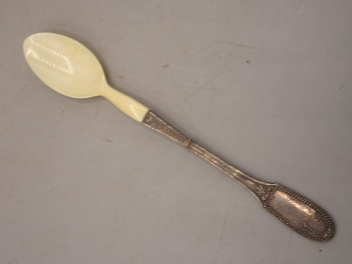 Cuillère bouillie ancienne - bouillie,