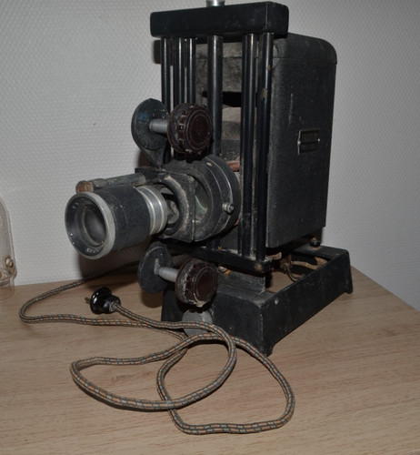 Ancien projecteur visionneuse - ancien,