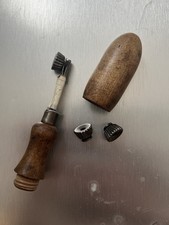 Roulette à marquer pour cuir