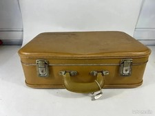 Valise vintage en carton