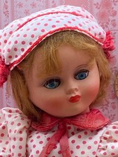 ANCIENNE POUPEE  BELLA PAREDES