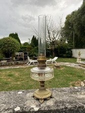 Lampe à pétrole ancienne -
