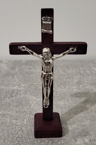 Crucifix croix bois - crucifix, sur