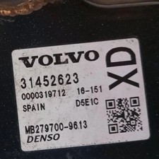VOLVO V40 Cross Country 526