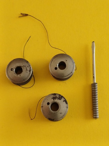 Bobines anciennes avec - 3,