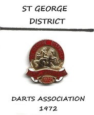 Pin's ST GEORGE DISTRICT - DARTS ASSOCIATION 1972 - Jeu de Fléchettes -