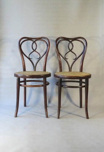 Deux chaises thonet 561 au - thonet, n°561