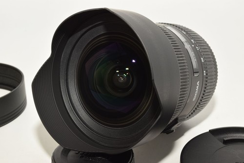 Objectif zoom grand - , angle