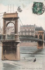 69 Lyon la passerelle du lycée 6797