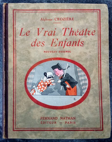 Ancien joli livre vrai - joli, le