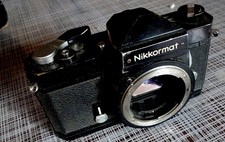 BOITIER PHOTO " NIKKORMAT " de
