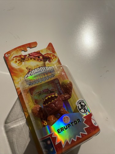 Neuf new figurine - new,