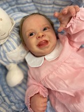 bébé reborn réaliste