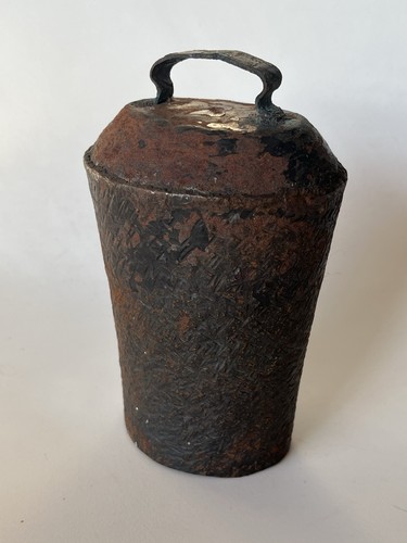 Cloche vache ancienne - de,
