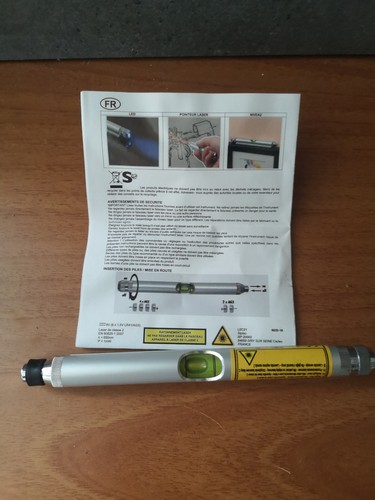 Niveau laser rouge - -,