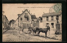 Old postcard Villeneuve-le-Roi, Place de la Fontaine and rue du Bel Air 1907 