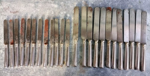 Couteaux métal argenté - en,