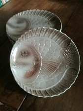 Lot de 6 belles assiettes à