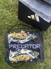 Crampons Adidas x Bape Predator
