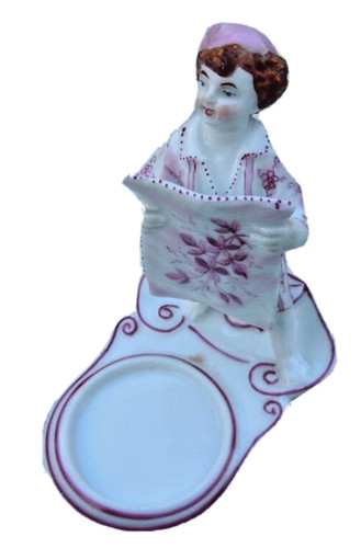 Statuette porcelaine