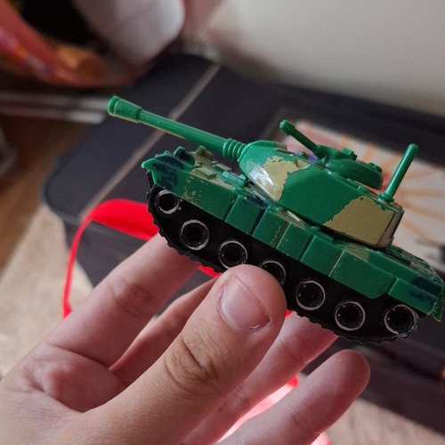 Char militaire miniature