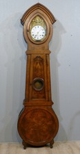 Important walnut parquet clock, very original shape, 19th century 