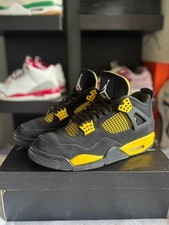 Air Jordan 4 Retro Thunder