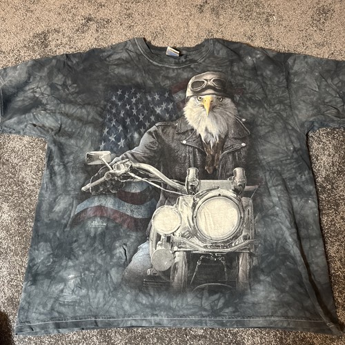 The mountain graphic shirt - the,
