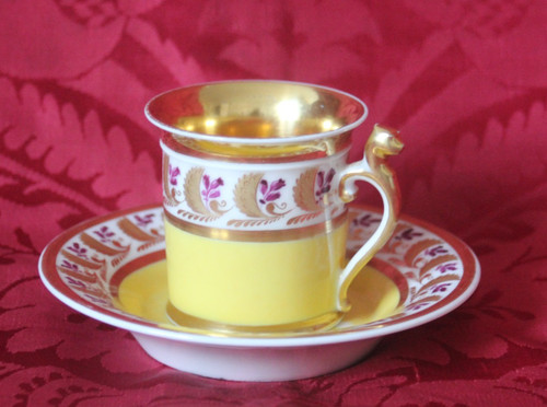 Tasse sous en - sous-tasse,