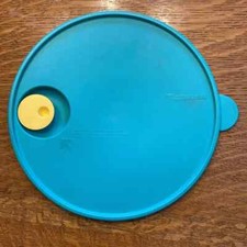 Tupperware Crystal Wave