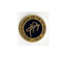 Pin's tir à l'arc archery fédération Romana Roumanie Romania 1955