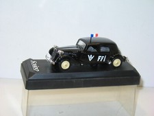 SOLIDO, voiture FFI militaire avec drapeau, citoen 15 six traction noir + boite