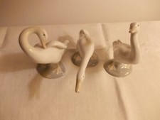 oies en groupe  en porcelaine