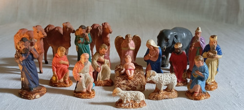 Anciens santons crèche - -,