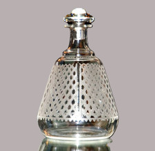 ART DECO ENGRAVED CRYSTAL SAKE VODKA CARAFE WITH ACID RELEASE ALHAMBRA BACCARAT