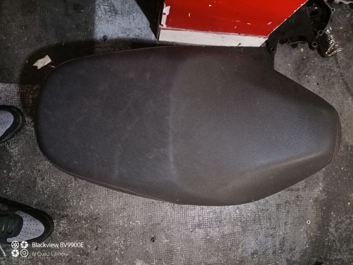 Pièce scooter selle ovetto - pièce,